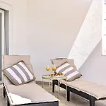 Gabi - Seaview & Spacious Terrace, Znjan *