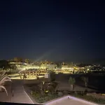 Gabi - Seaview & Spacious Terrace, Znjan *