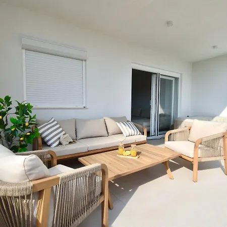 Apartment Golden Pearl - Exclusive Seaview With Jacuzzi & Spacious Teracce, Znjan Split