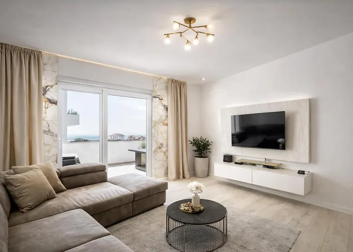 Appartement Gabi - Seaview & Spacious Terrace, Znjan Split