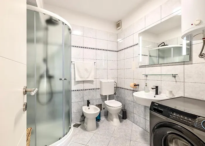 Gabi - Seaview & Spacious Terrace, Znjan Appartement Split